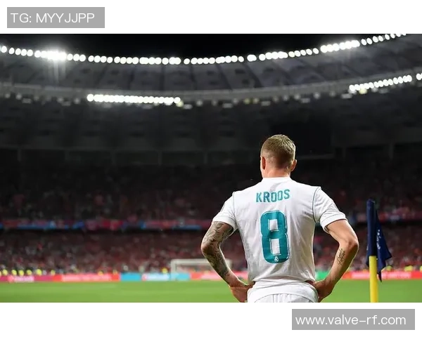 足球明星帅哥头像真人图赏析展现他们的魅力与风采